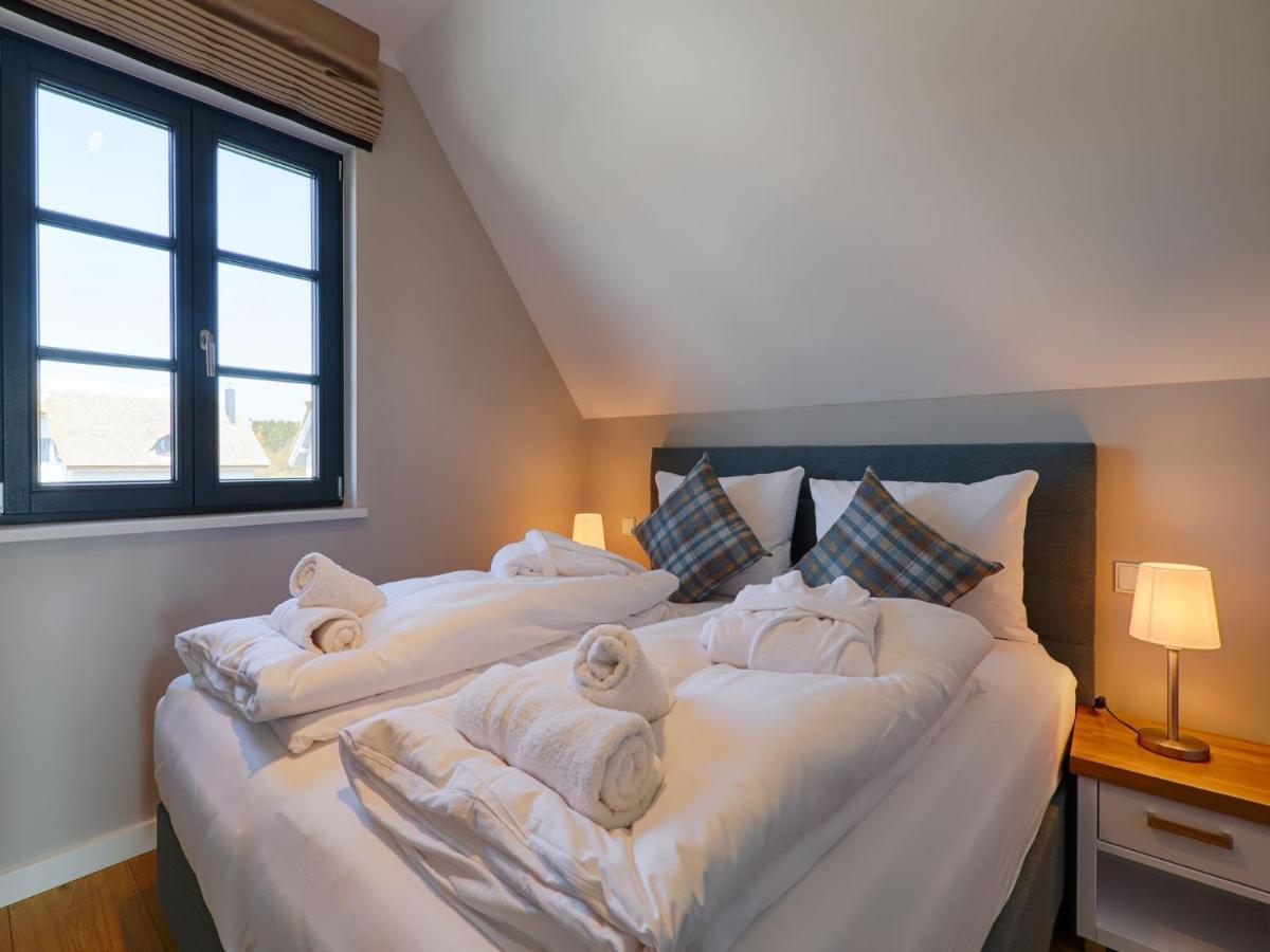 Reetland Am Meer - Premium Reetdachvilla Mit 3 Schlafzimmern, Sauna Und Kamin F23 Dranske Bagian luar foto